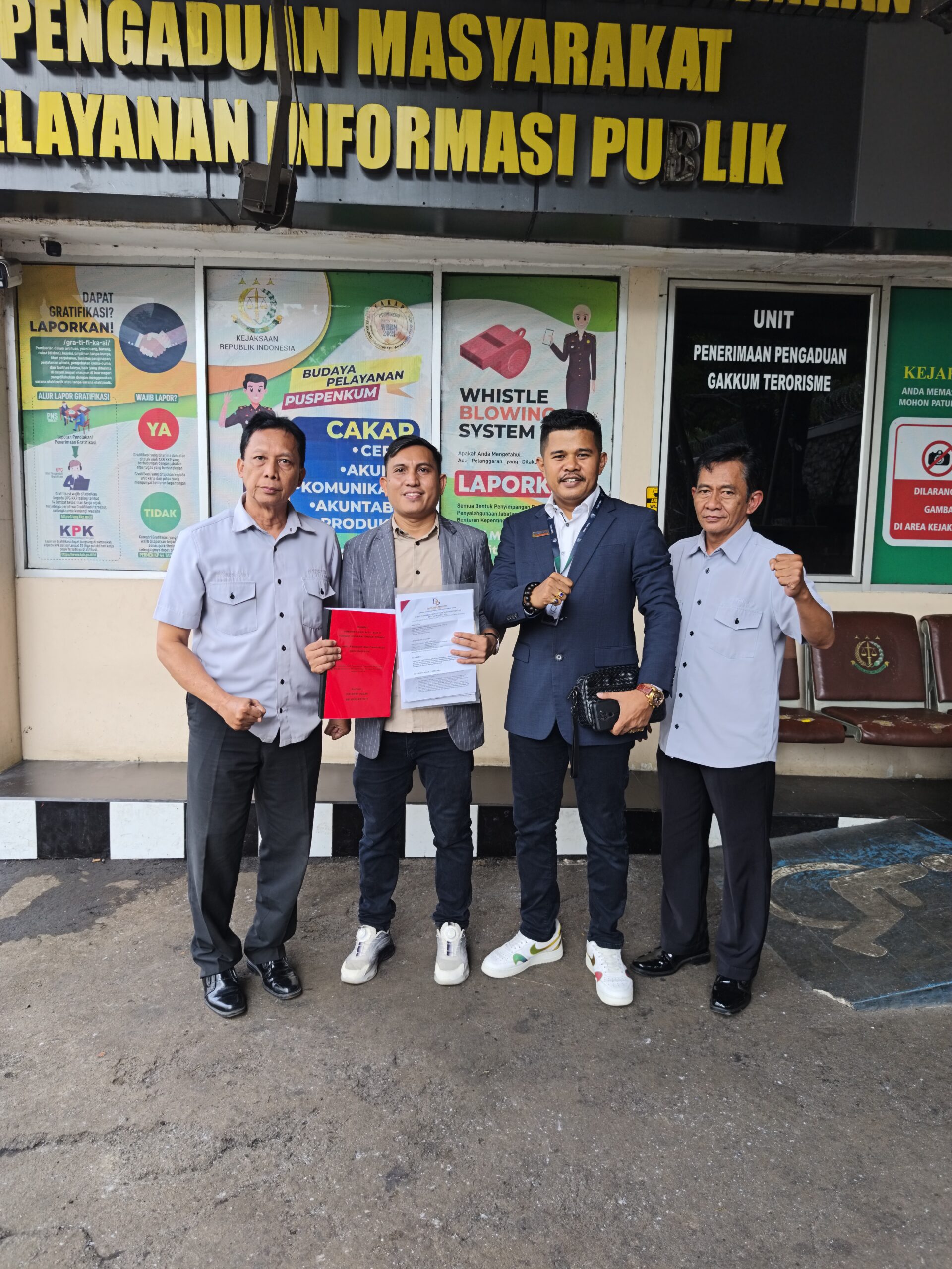 Foto Bersama Law Firm DAS, Pelayanan Hukum